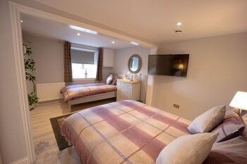 Tigh Na Mara Hotel