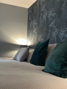 Tigh Na Mara Hotel
