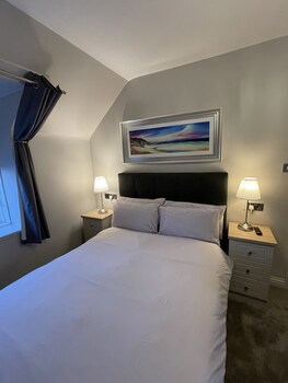 Tigh Na Mara Hotel