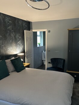Tigh Na Mara Hotel
