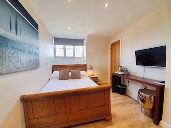 The Old Lodge