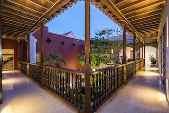 Ananda Hotel Boutique