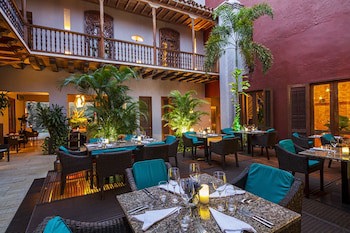 Ananda Hotel Boutique