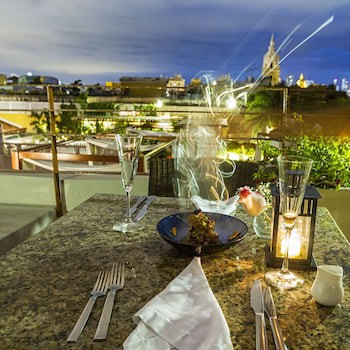 Ananda Hotel Boutique