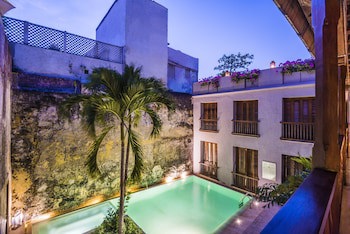 Ananda Hotel Boutique