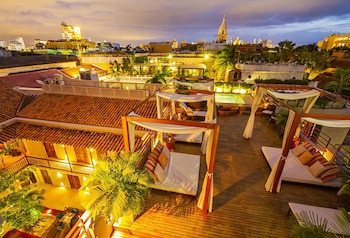 Ananda Hotel Boutique