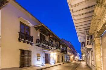 Ananda Hotel Boutique