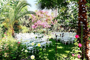 Domaine De La Roseraie Resort