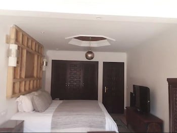 Domaine De La Roseraie Resort