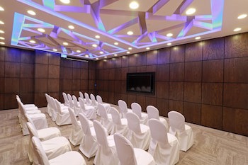 Crowne Plaza Leon, An Ihg Hotel