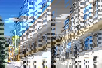 Tomtom Suites - Special Class