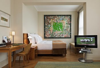 Classic Double room (full double bed)