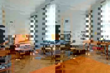 Tomtom Suites - Special Class