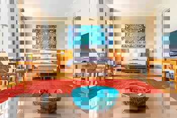 Tomtom Suites - Special Class