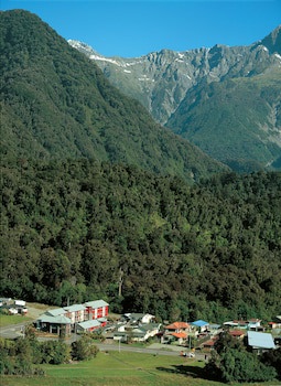 Distinction Fox Glacier Te Weheka Boutique Hotel