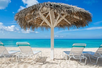 Aqua Bay Club Condos