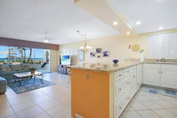 Aqua Bay Club Condos