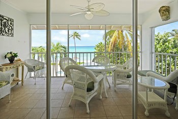 Aqua Bay Club Condos