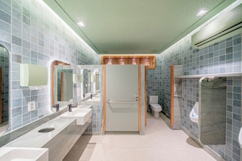 Beach Park Suites Resort