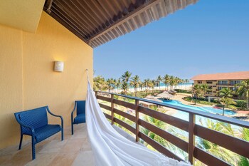 Beach Park Suites Resort