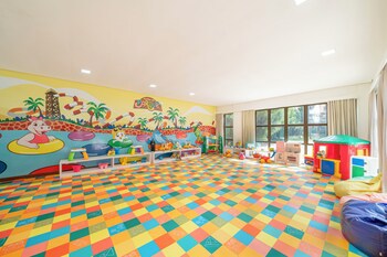 Beach Park Suites Resort