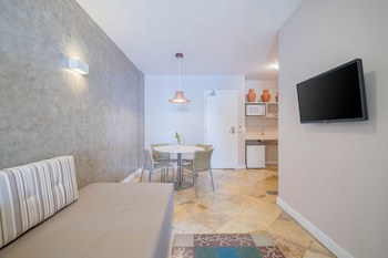 Beach Park Suites Resort