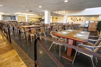 Beach Park Suites Resort