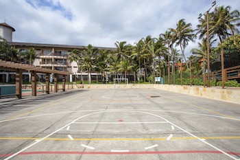 Beach Park Suites Resort