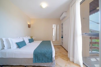 Beach Park Suites Resort
