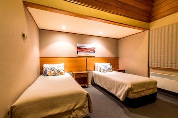 Distinction Te Anau Hotel And Villas