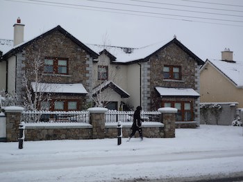 Avlon House Bed & Breakfast
