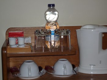 Avlon House Bed & Breakfast