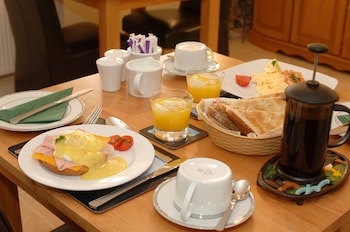 Avlon House Bed & Breakfast