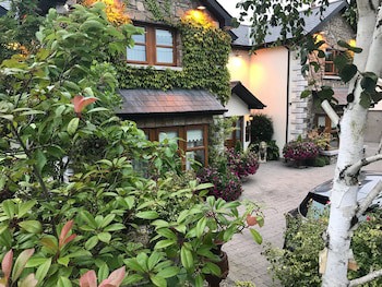 Avlon House Bed & Breakfast