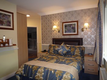 Avlon House Bed & Breakfast