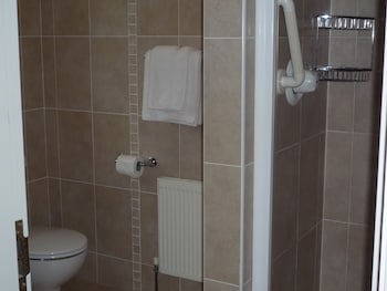 Avlon House Bed & Breakfast