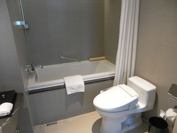 Ramada Plaza Suwon