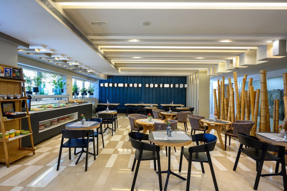 Sadot Hotel Ben Gurion Airport - an Atlas Boutique Hotel