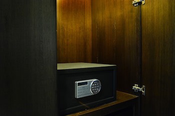 A-One Boutique Hotel