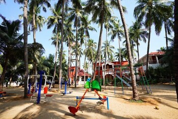 Green Coconut Resort