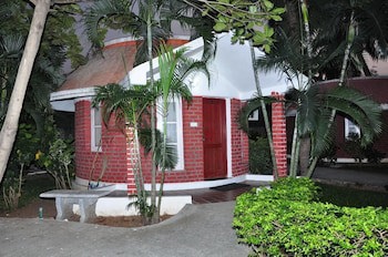 Green Coconut Resort