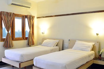 Green Coconut Resort