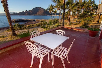 Hotel Playa De Cortes