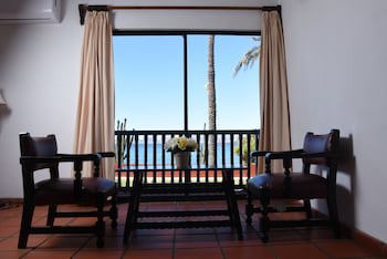Hotel Playa De Cortes