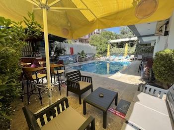 Hotel Lunay