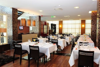Axis Porto Business & Spa Hotel