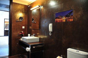 Axis Porto Business & Spa Hotel