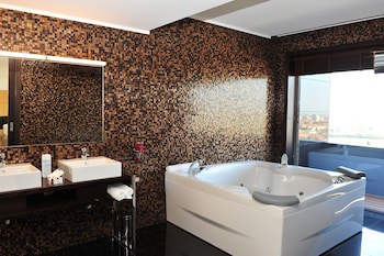 Axis Porto Business & Spa Hotel