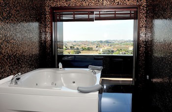 Axis Porto Business & Spa Hotel