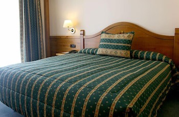 Sport Hotel Village